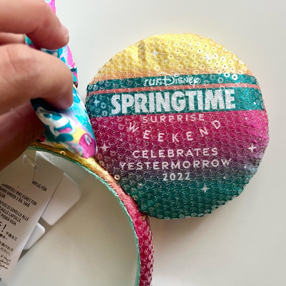NWT Disney RunDisney Springtime Surprise Weekend 2022 Pastel Sequin Ear Headband - Picture 2 of 3